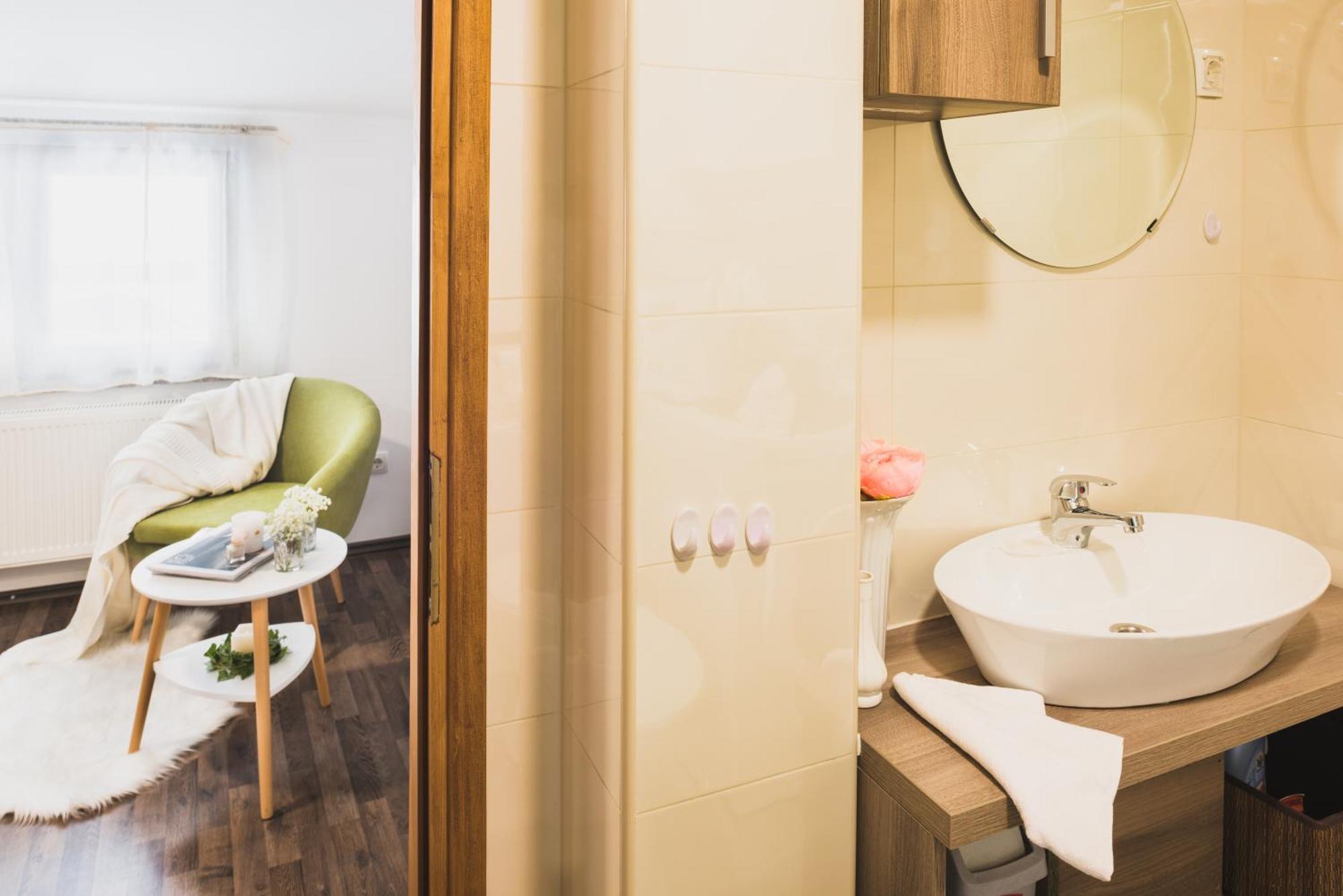 Apartments Dijana Zagreb Bagian luar foto